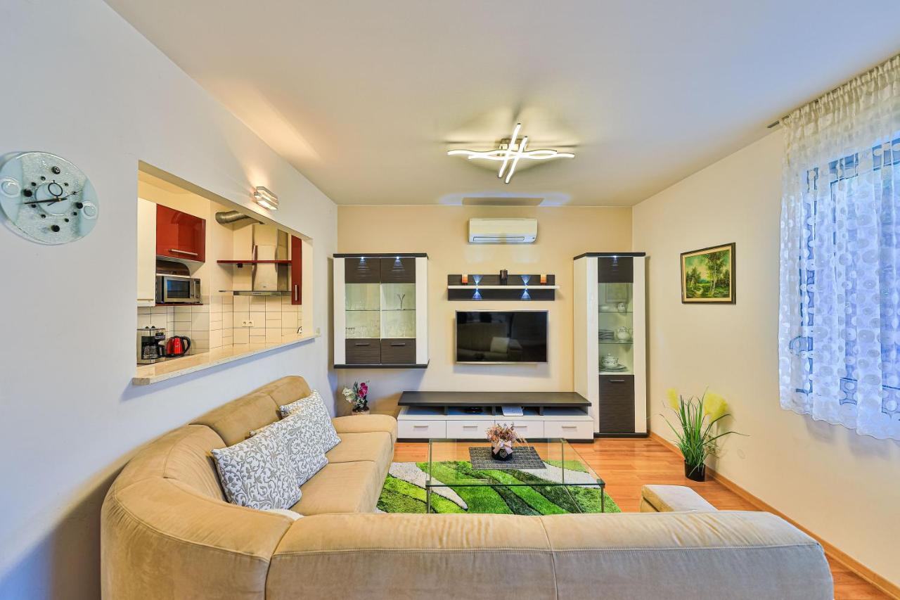 Apartman Toni Apartment Split Bagian luar foto