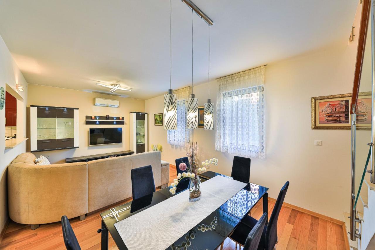 Apartman Toni Apartment Split Bagian luar foto